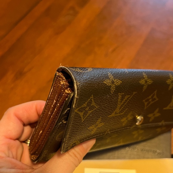 Authentic Louis Vuitton Wallet - Picture 6 of 15